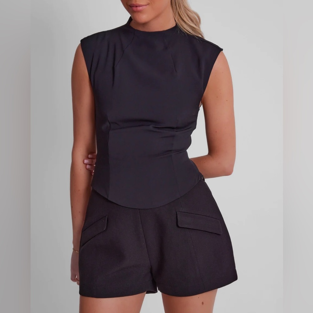 The Ultimate Muse Sleeveless Top & Shorts | Black | Both Size Small SET